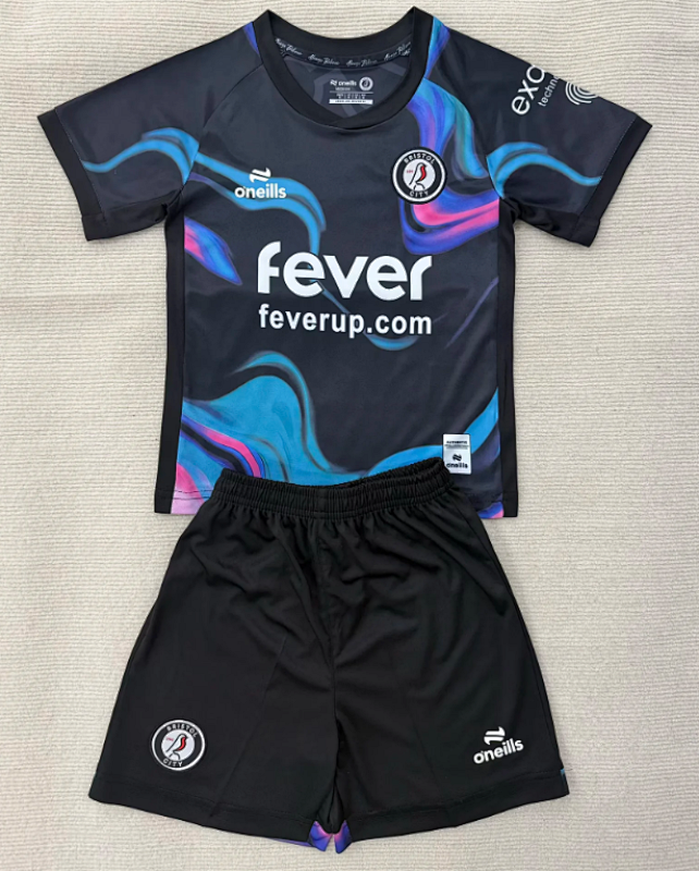 Niño_Bristol City 25-26 black third away kid